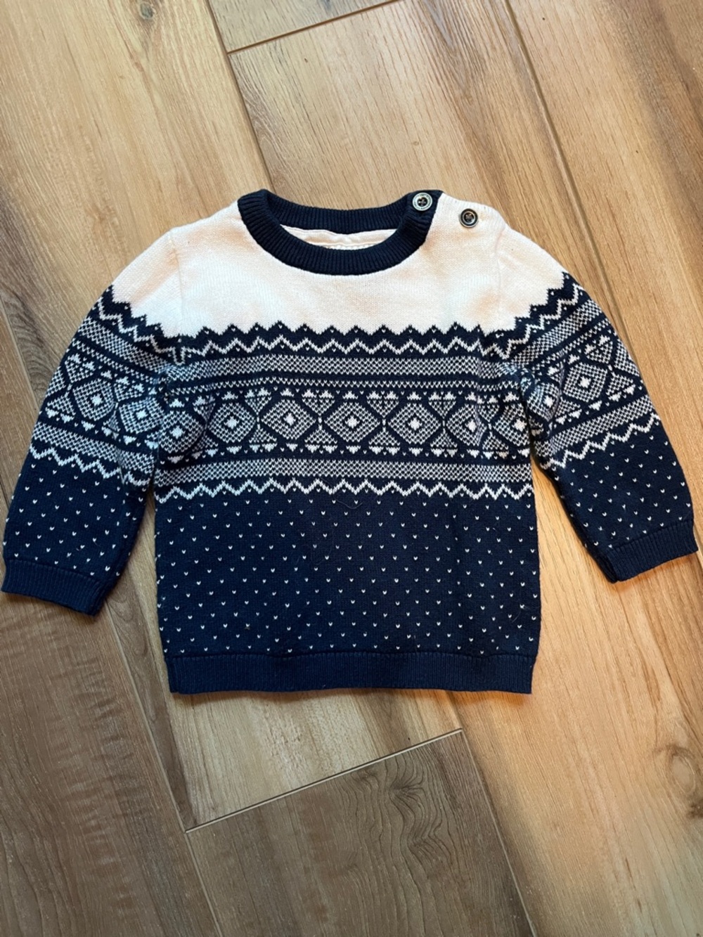 H&M Navy and White Striped Baby Knit Sweater Size 4-6 Months